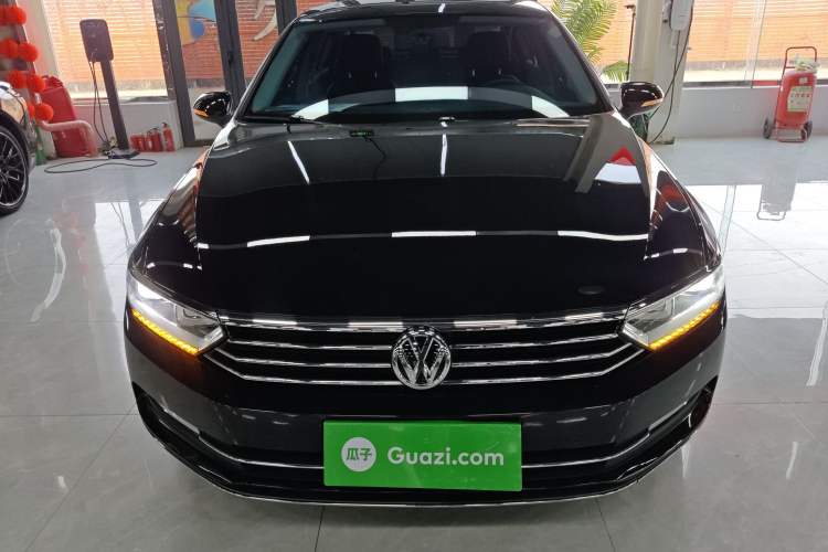 Used Volkswagen Magotan 2019 330TSI DSG Leading Edition China V Standard