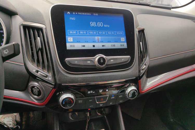 Used CHANGAN CS55 2017 1.5T Automatic Colorful Edition
