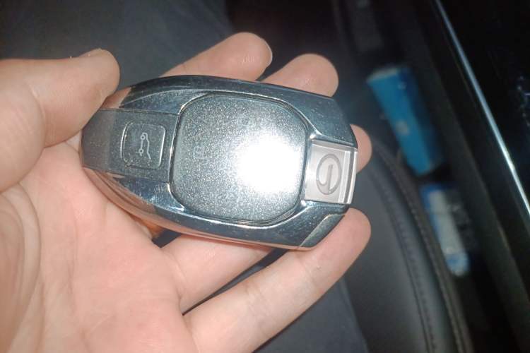 Used GAC Trumpchi M8 2024 Master Series 400T Ultimate Edition Vehicle Key