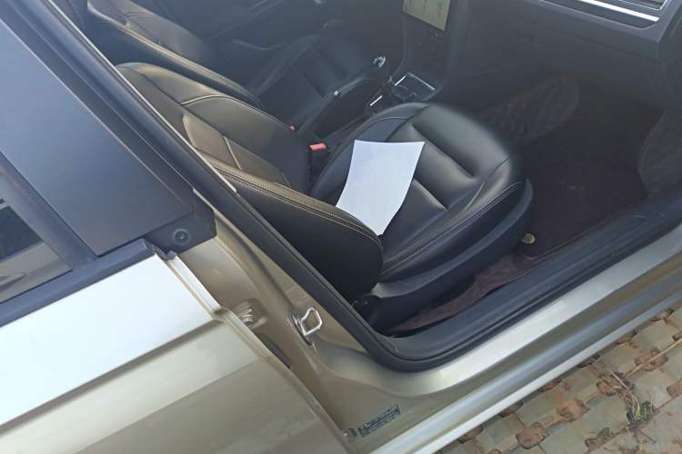 Used Volkswagen Bora 2017 1.6L Manual Fashion Model