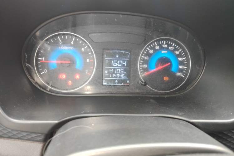 Used Dongfeng Fengon 330 2018 1.5L 330S Comfort Edition DK15
