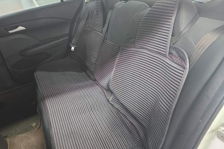 Used Chevrolet Cavalier 2019 320 Manual Enjoyment Edition