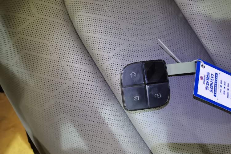 Used Lynk & Co 08 EM-P 2023 220km All-Wheel-Drive Performance Halo