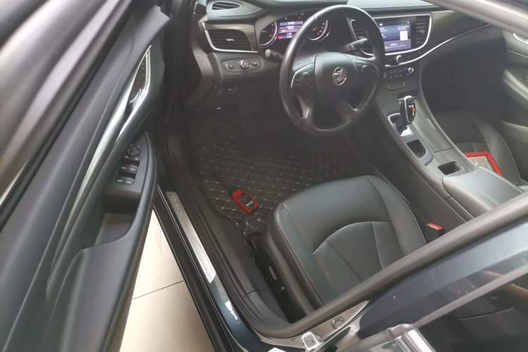 Used Buick LaCrosse 2022 552T Luxury Version
