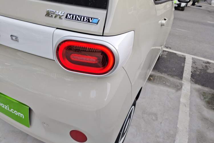 Used Wuling Hongguang MINIEV 2024 3rd Generation 215km Youth Edition
