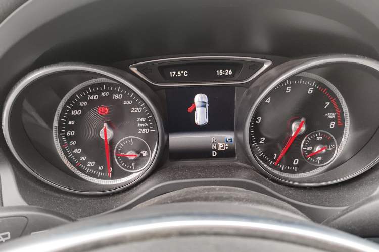 Used Mercedes-Benz GLA 2019 GLA 200 Fashion Model Odometer Close Up