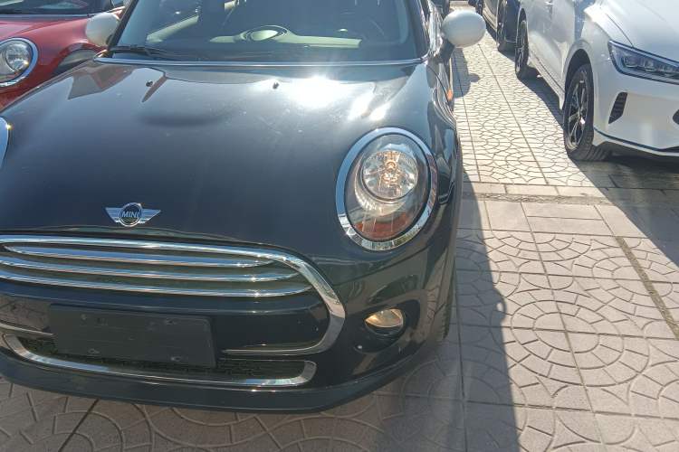 Used MINI MINI 2014 1.5T COOPER Fun
