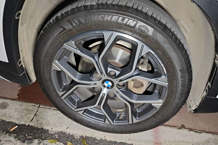 Used BMW X1 2021 sDrive20Li Premium Edition Right Front Wheel Hub