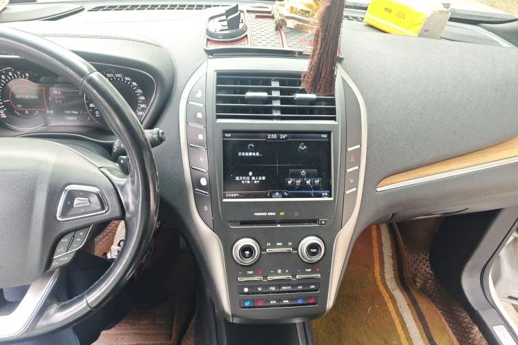 Used Lincoln MKC 2014 2.0T Four-Wheel Drive Luxury Edition
