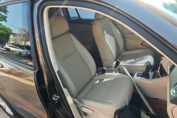 Used Volkswagen Tiguan L 2015 1.8TSI Automatic Two-Wheel Drive Trend Edition