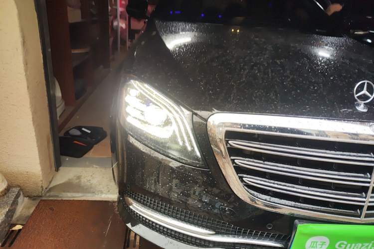 Used Mercedes-Benz S-Class 2020 S 350 L Business Class Ultimate Edition Right Front Headlight