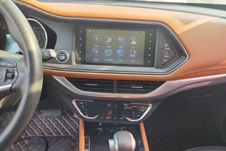 Used Zotye T300 2017 1.5T CVT Luxury Model