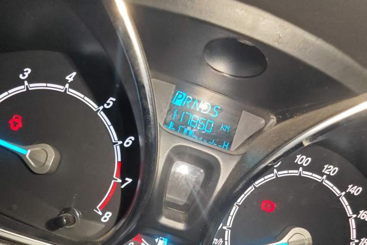 Used Ford Fiesta 2013 Sedan 1.5L Automatic Fashion Edition Odometer Close Up