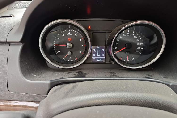 Used Haval H6 2015 Revised Version Sport Edition 1.5T Manual Transmission Two-Wheel Drive Elite Grade