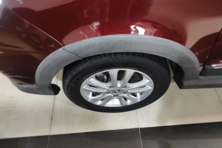 Used Dongfeng Fengon 370 2016 1.5L Manual Luxury 7-Seater
