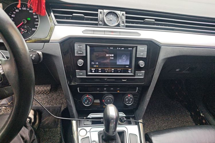 Used Volkswagen Magotan 2017 330TSI DSG Leading Model
