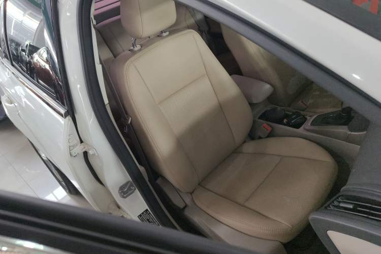 Used Ford Focus 2015 Sedan 1.6L Automatic Comfort Model