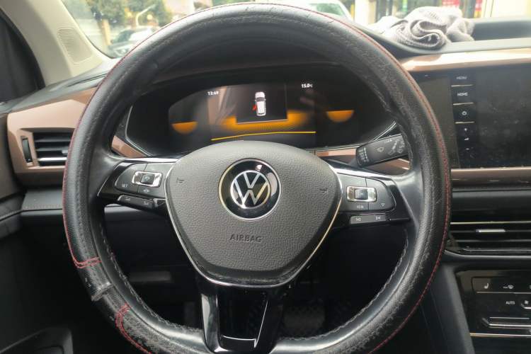 Used Volkswagen Tharu 2022 280TSI Two-Wheel-Drive Luxury Edition Steering Wheel