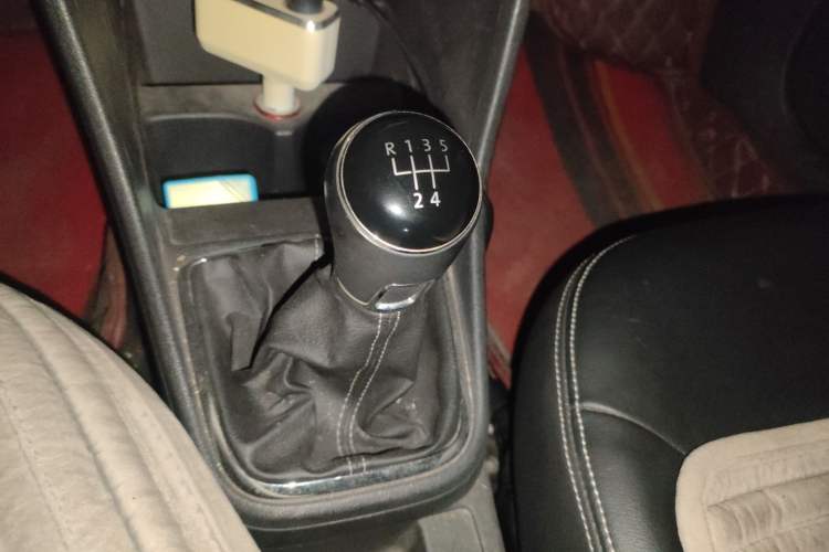 Used Volkswagen Jetta 2015 1.6L Manual Luxury Model