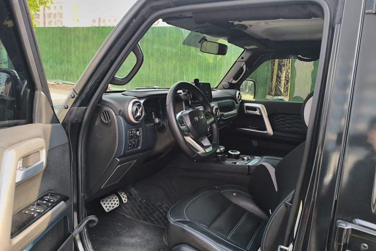 Used BAIC Off-Road BJ40 2024 2.0D Blade Hero Glory Edition
