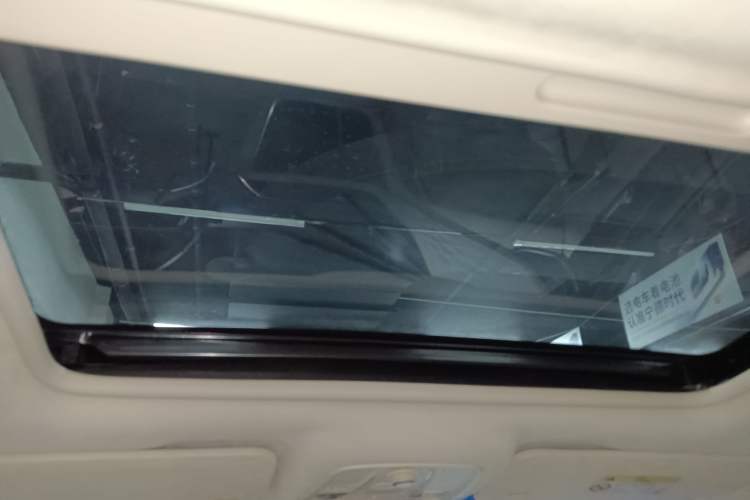 Used Buick GL8 2020 Avenir Avia Six-Seat Deluxe Edition
