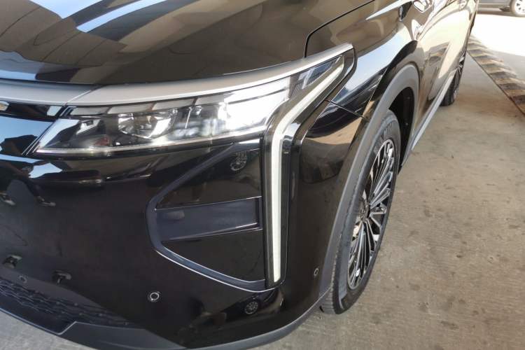 Used EXEED Stellar C-DM 2025 200 with Ultra-Long Range Pro All-Wheel Drive
