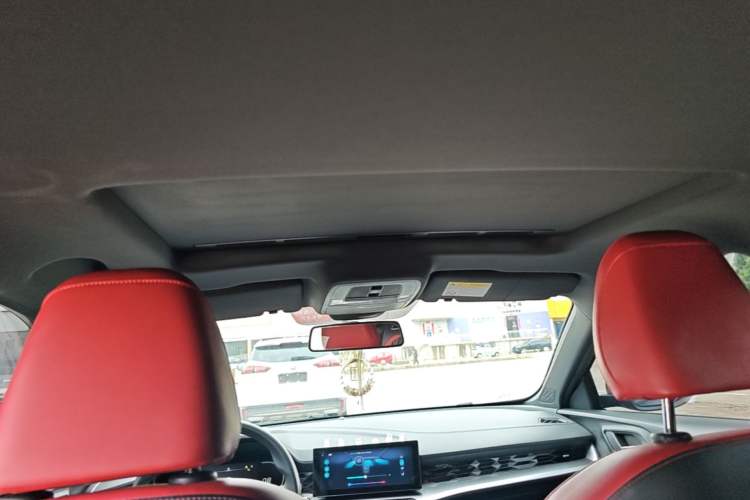 Used MG 5 2023 180 DVVT CVT Luxury Edition
