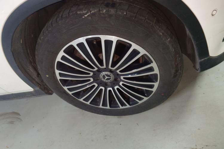 Used Mercedes-Benz GLC 2018 Facelift GLC 200 4MATIC
