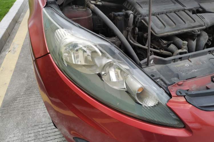 Used Ford Fiesta 2011 Hatchback 1.5L Automatic Fashion Edition Right Front Headlight