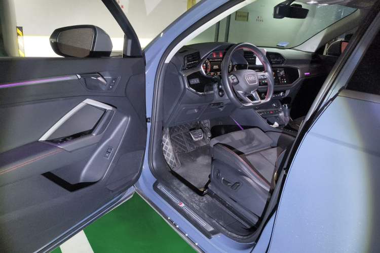 Used Audi Q3 2022 40 TFSI RS Package Performance Model
