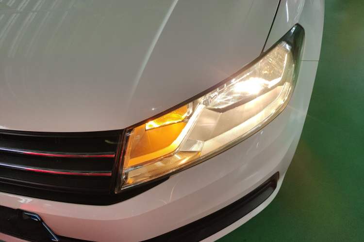 Used Volkswagen Santana 2019 1.5L Manual Fashion Edition China VI Standard
