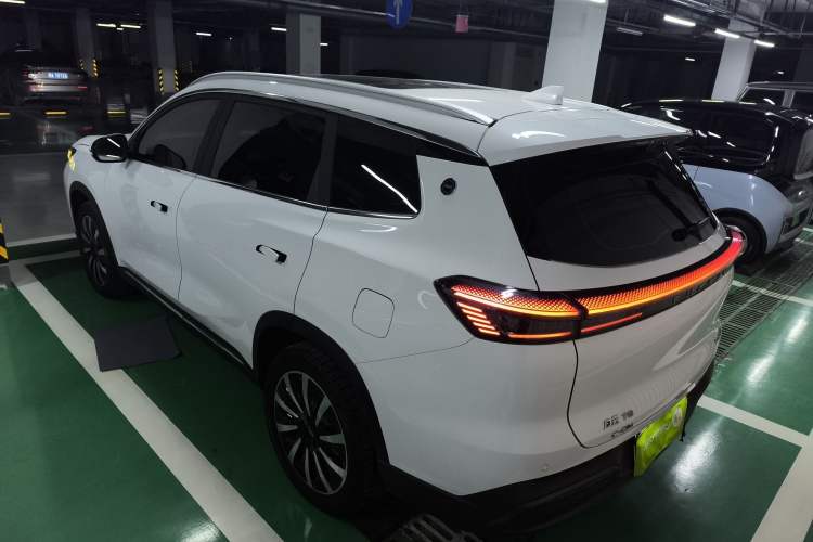 Used Chery Fengyun T8 2025 1.5T 130 km Luxury Edition 5-Seater
