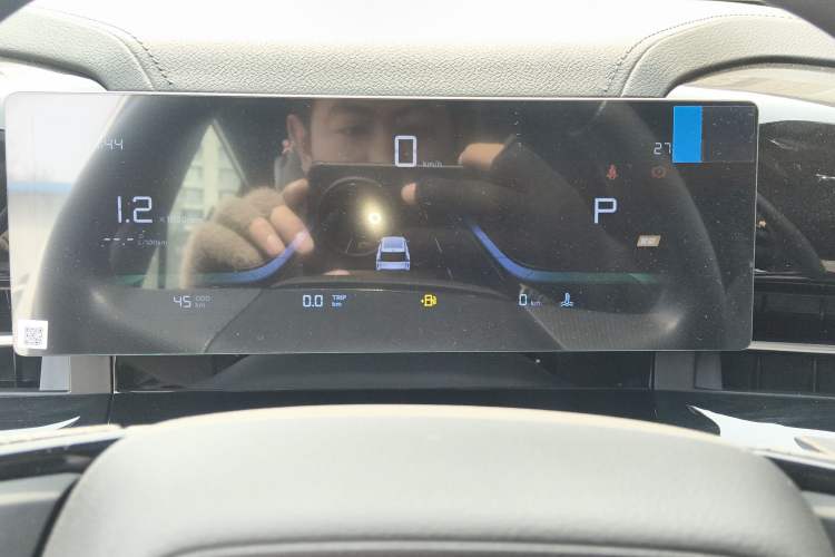 Used Geely Auto Emgrand X7 Sport 2026 Model 1.5TD Aspirational Instrument Cluster