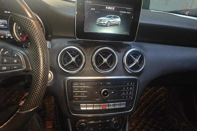 Used Mercedes-Benz A-Class (Import) 2016 A 200 Fashion Model