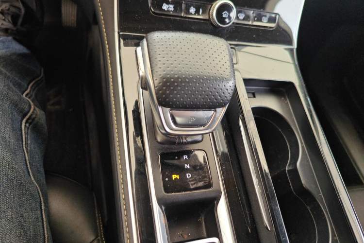 Used Roewe i6 MAX New Energy 2020 1.5T PHEV Sporty Cool Edition Gear Lever