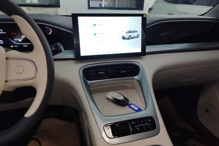 Used Geely Galaxy Geome 2025 310km Youth Edition Audio And AC Panel