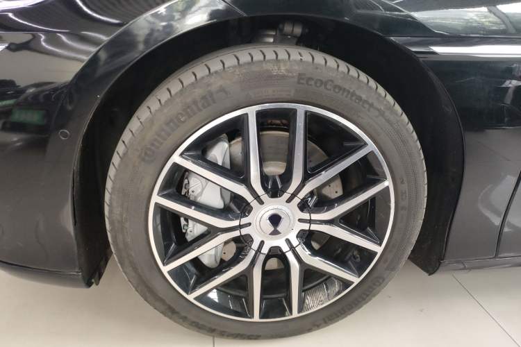 Used Denza Z9 2024 630 km All-Wheel Drive Max Version