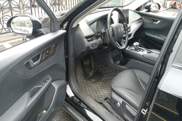 Used Hongqi E-QM5 2023 Revised Version Basic Travel Edition
