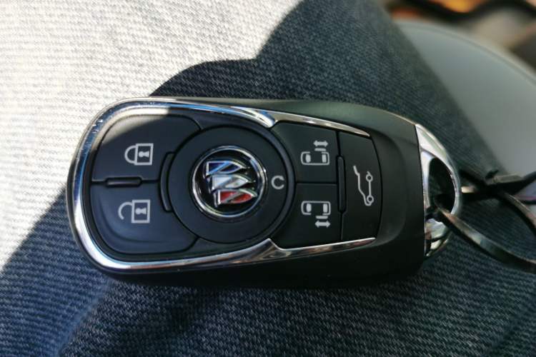 Used Buick GL8 2022 Facelift Avenir Aivia Six-Seat Deluxe Edition