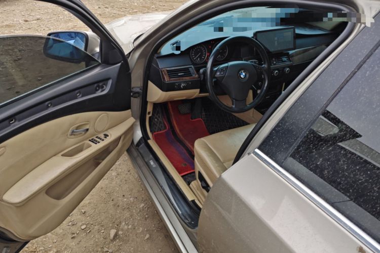 Used BMW 5 Series 2009 523Li Standard Model
