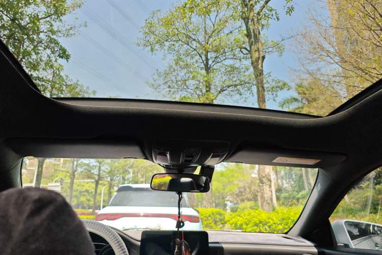 Used Mercedes-Benz CLA 2016 Facelifted CLA 200 Stylish Edition Headliner