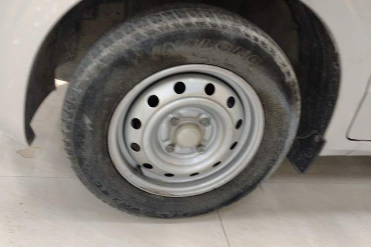 Used Wuling Hongguang V 2022 1.5L Jingqu Version Hydraulic Power Steering LAR