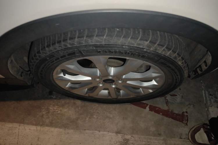 Used Ford Kuga 2015 1.5L GTDi Four-Wheel-Drive Elite Model
