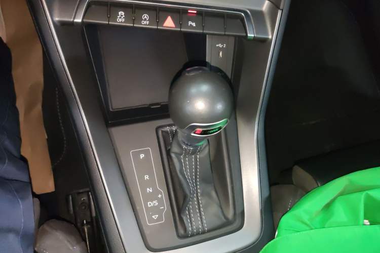 Used Audi Q3 2024 35 TFSI Ambition Dynamic Edition
