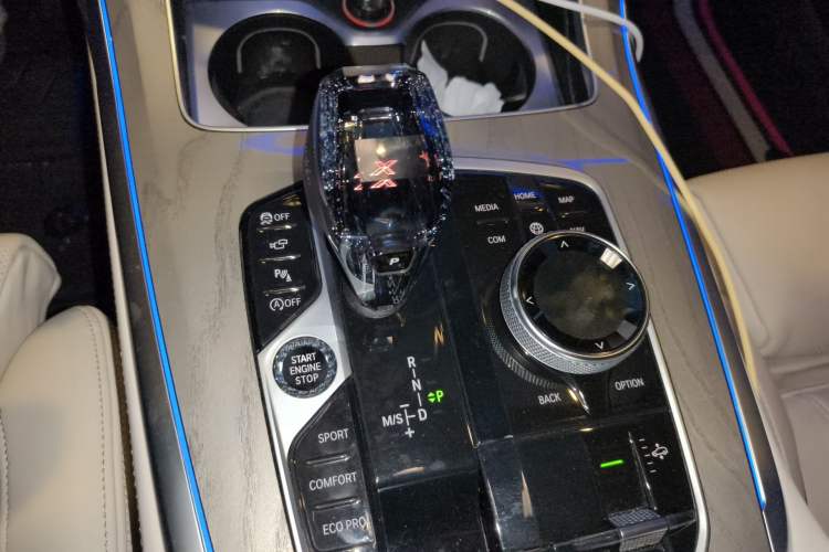 Used BMW X7 2021 xDrive40i Luxury Package with Premium Features