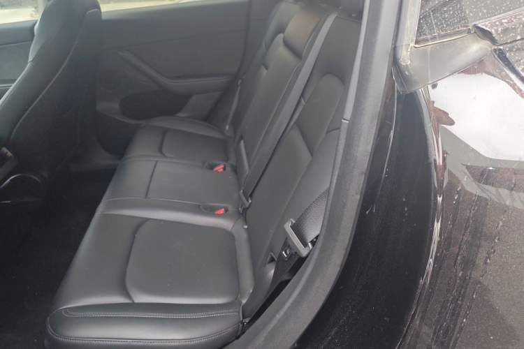 Used Tesla Model Y 2022 Rear-Wheel-Drive Version