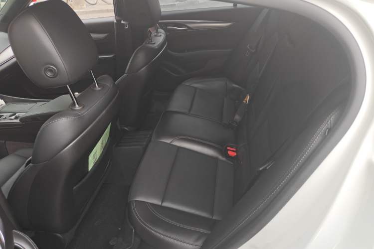 Used Cadillac CT5 2022 28T Luxury Edition Left Rear Seat