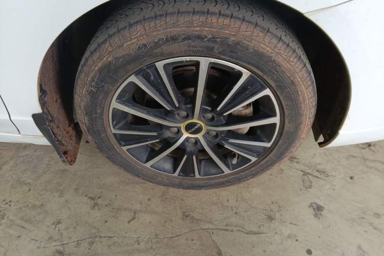 Used Roewe i5 2021 1.5L Manual Platinum Edition