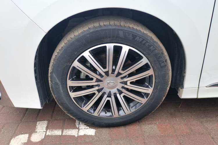 Used GAC Trumpchi M8 2021 Lingxiu Series 390T Deluxe Edition
