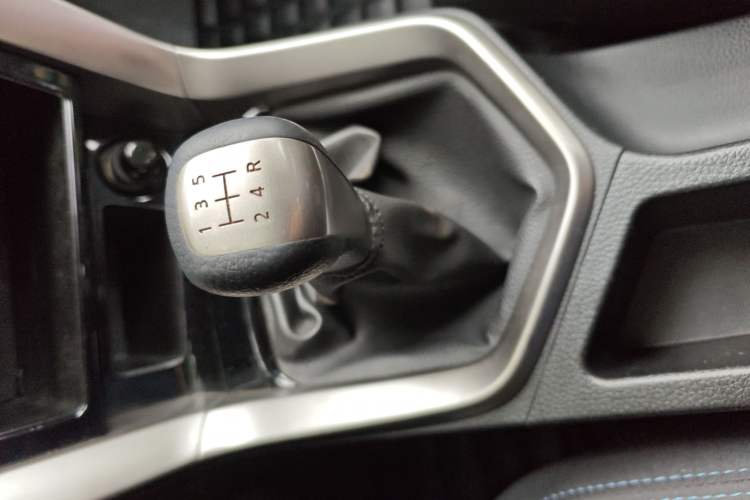 Used Venucia T70 2016 1.6L Manual Ruixing Edition